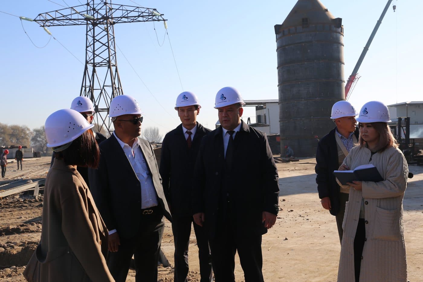 키르기스스탄 대통령 직속 투자국, '화루이' 프로젝트 실행 현장 점검