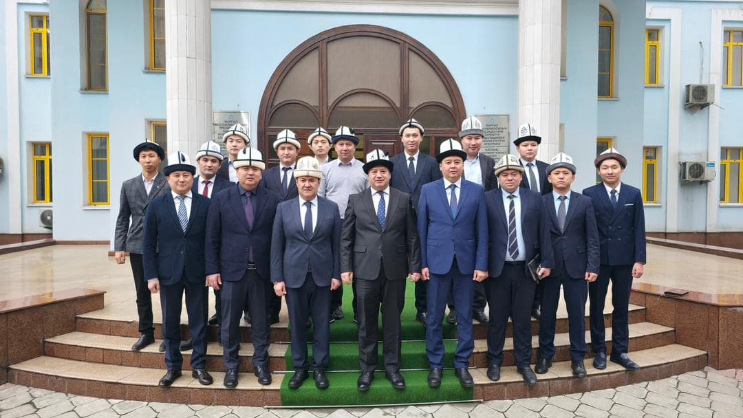 투자국가기관, 백모자 기념일을 기념하다