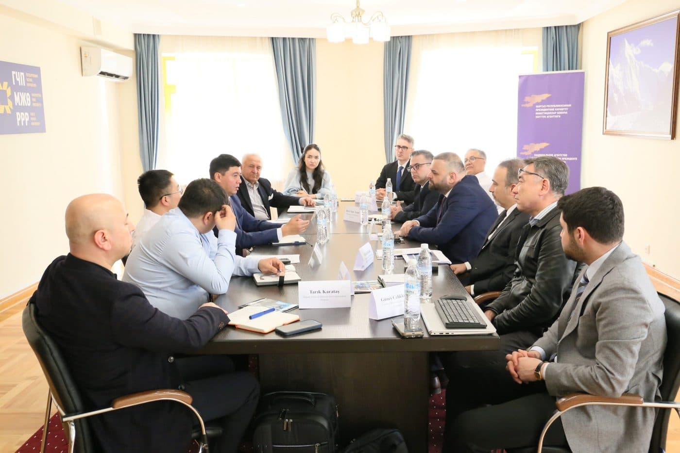 Yapi Merkezi 터키 홀딩과 "녹색" 프로젝트 자금 조달 문제 논의