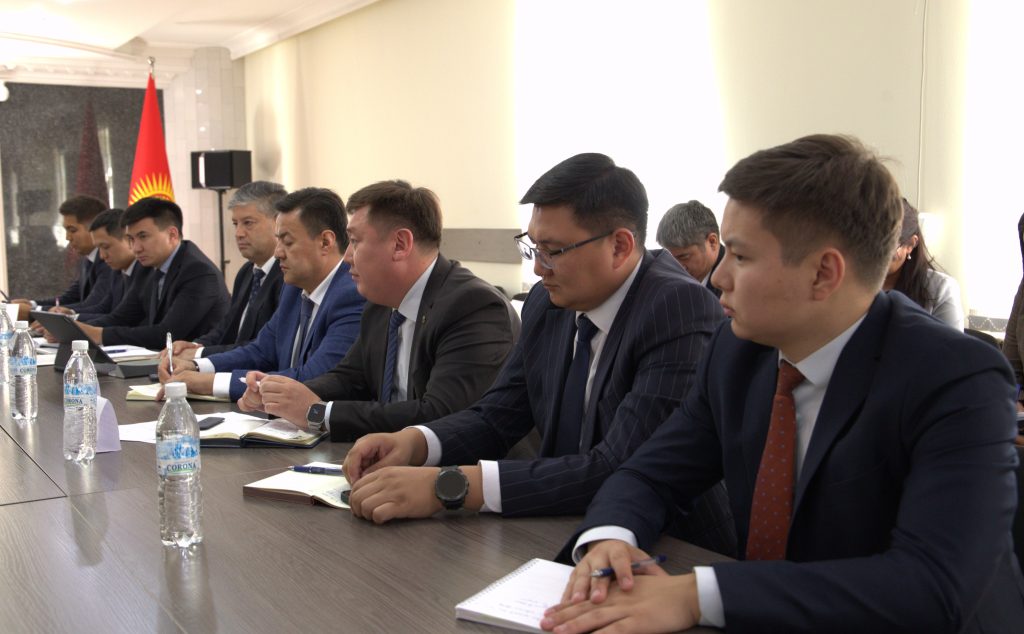 Кыргыз Республикасынын Президентинин караштуу Инвестициялар боюнча улуттук агенттиги жана Эл аралык финансы корпорациясы (IFC) инвестициялык климатты өнүктүрүү жана инфратүзүмдүк долбоорлорду ишке ашыруу боюнча кызматташтыкты талкуулашты
