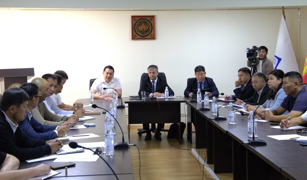 Кыргыз Республикасынын Президентине караштуу Инвестициялар боюнча улуттук агенттиктин директору Равшанбек Сабиров Бишкек ЭЭАда текшерүү жүргүздү.