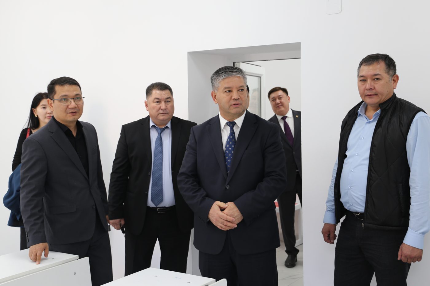 2025-жылдын 29-сентябрында Кыргыз Республикасынын Президентине караштуу Инвестициялар боюнча улуттук агенттиктин директору Сабиров Равшанбек Азатович Э.Х. Акрамов атындагы Чүй облустук бириккен ооруканасында МЖӨ долбоорун ишке ашыруунун жүрүшү менен таанышты.