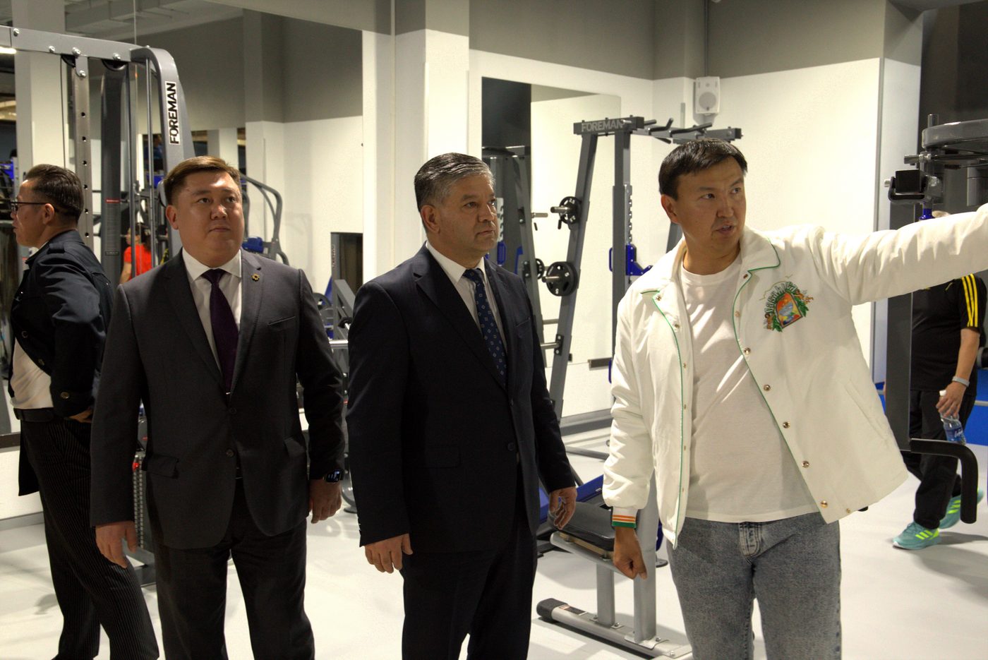 2025-жылдын 29-сентябрында Кыргыз Республикасынын Президентине караштуу Инвестициялар боюнча улуттук агенттиктин директору Сабиров Равшанбек Азатович Э.Х. Акрамов атындагы Чүй облустук бириккен ооруканасында МЖӨ долбоорун ишке ашыруунун жүрүшү менен таанышты.