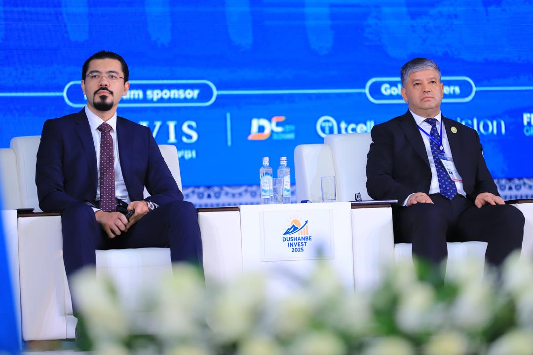 Бүгүн Кыргыз Республикасынын Президентине караштуу Инвестициялар боюнча Улуттук агенттиктин башчысы Равшанбек Сабиров Тажикстандын борбору Душанбе шаарында өткөн «Душанбе Инвест – 2025» аттуу Биринчи Эл аралык инвестициялык форумга катышты. Бул форум Тажикстандын Президенти Эмомали Рахмон, Өзбекстандын Премьер-министри Абдулла Арипов жана Казакстандын биринчи вице-премьер-министри катышкан ири иш-чара болуп, анын жогорку деңгээлин жана регион үчүн стратегиялык маанисин көрсөттү.