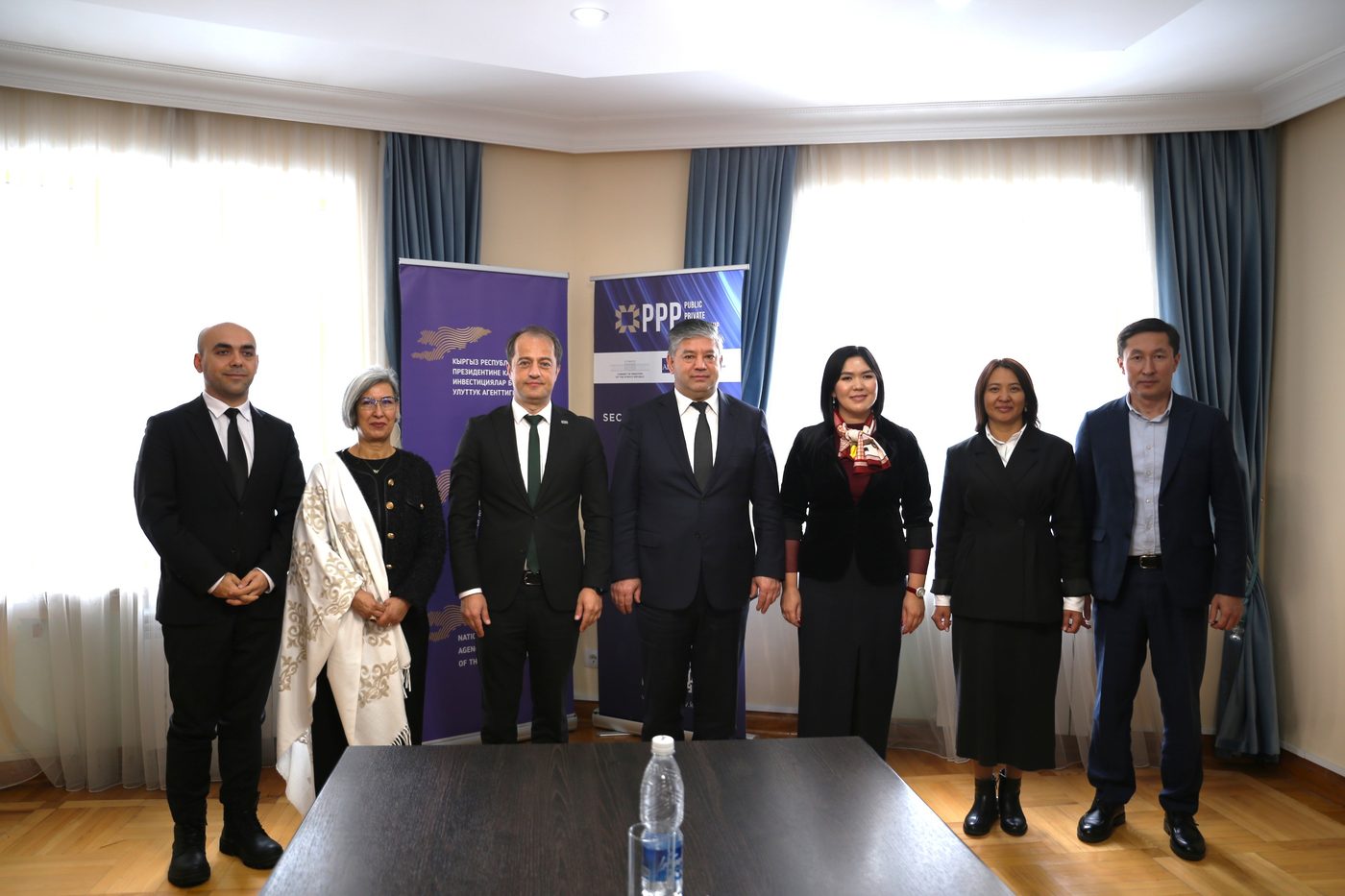 Кыргыз Республикасынын Президентине караштуу Инвестициялар боюнча Улуттук агенттикте Улуттук агенттиктин директору Р.А. Сабиров менен Түрк кызматташтык жана координация агенттигинин (TIKA) Кыргызстандагы координатору Мехмет Бодур мырзанын ортосунда жолугушуу болуп өттү.