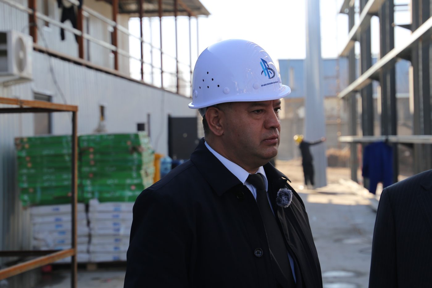 Кыргыз Республикасынын Президентине караштуу Инвестициялар боюнча улуттук агенттик "Хуа Руй"долбоорунун ишке ашырылышы менен жеринде таанышып чыкты