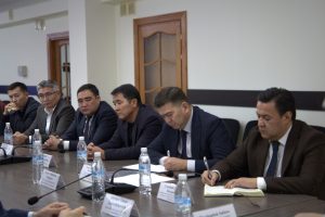 Инвестициялар боюнча улуттук агенттик Кыргызстандын Куруучулар союзунун өкүлдөрү менен жолугушту