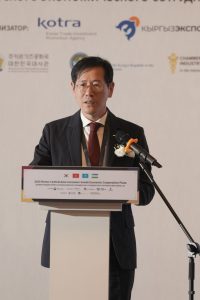 Бишкекте Кыргызстан менен Кореянын ортосундагы экономикалык кызматташтыкты чыңдоого багытталган стратегиялык форум өттү