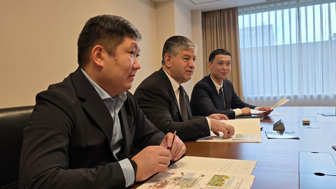 Discusso il futuro della cooperazione con l'azienda giapponese di biotecnologia JFR Co. Ltd. a Tokyo