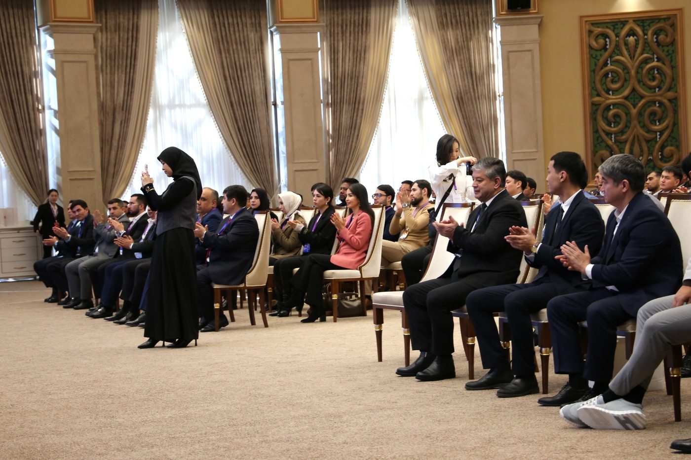 Заманбап инвестициялык экосистеманы калыптандыруу жана эл аралык бизнес-диалогду өнүктүрүү