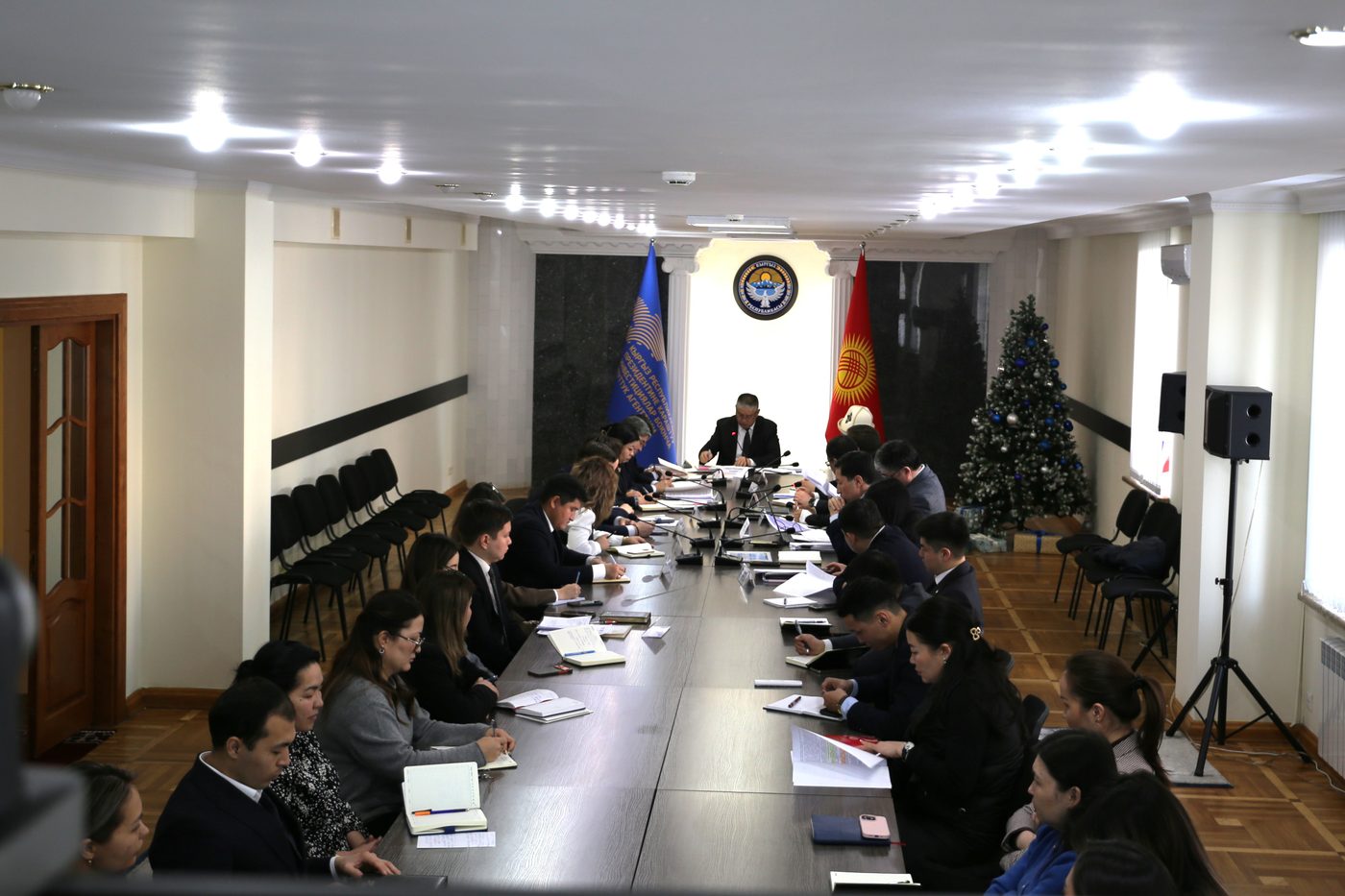 Инвестициялык климатты жакшыртууда иштин натыйжалуулугун жогорулатуу маселелери талкууланды