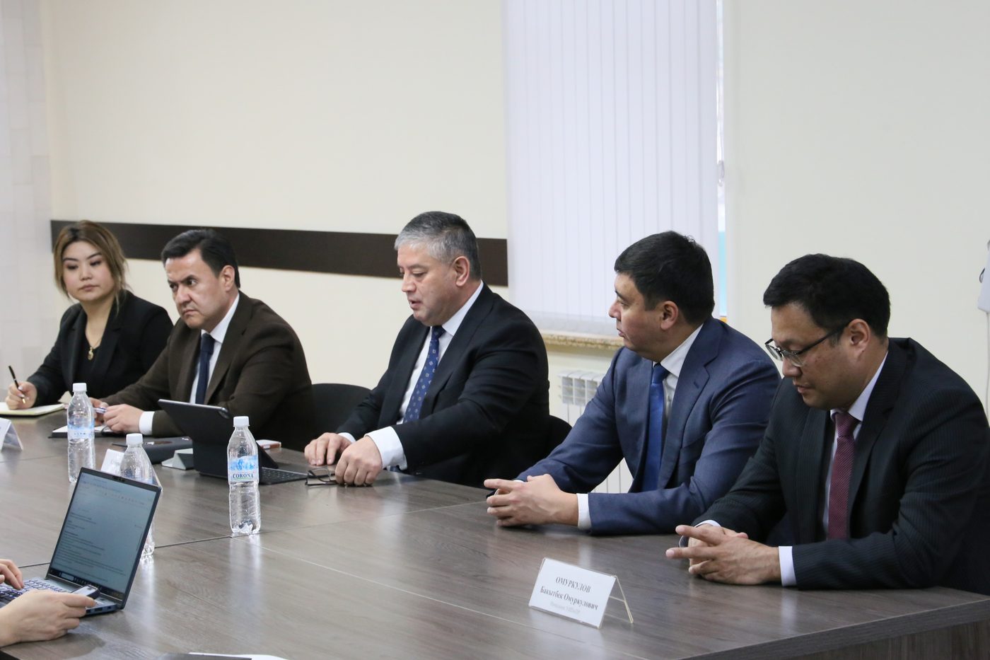 Инвестициялар боюнча улуттук агенттиктин башчысы менен Дүйнөлүк банктын Кыргызстандагы өкүлчүлүгүнүн жолугушуусу болуп өттү