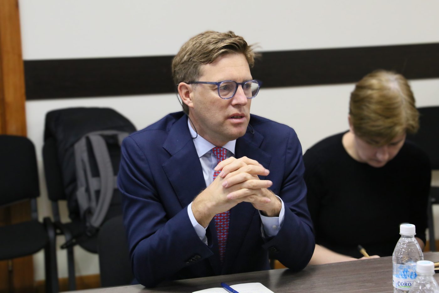 Инвестициялар боюнча улуттук агенттиктин башчысы менен Дүйнөлүк банктын Кыргызстандагы өкүлчүлүгүнүн жолугушуусу болуп өттү