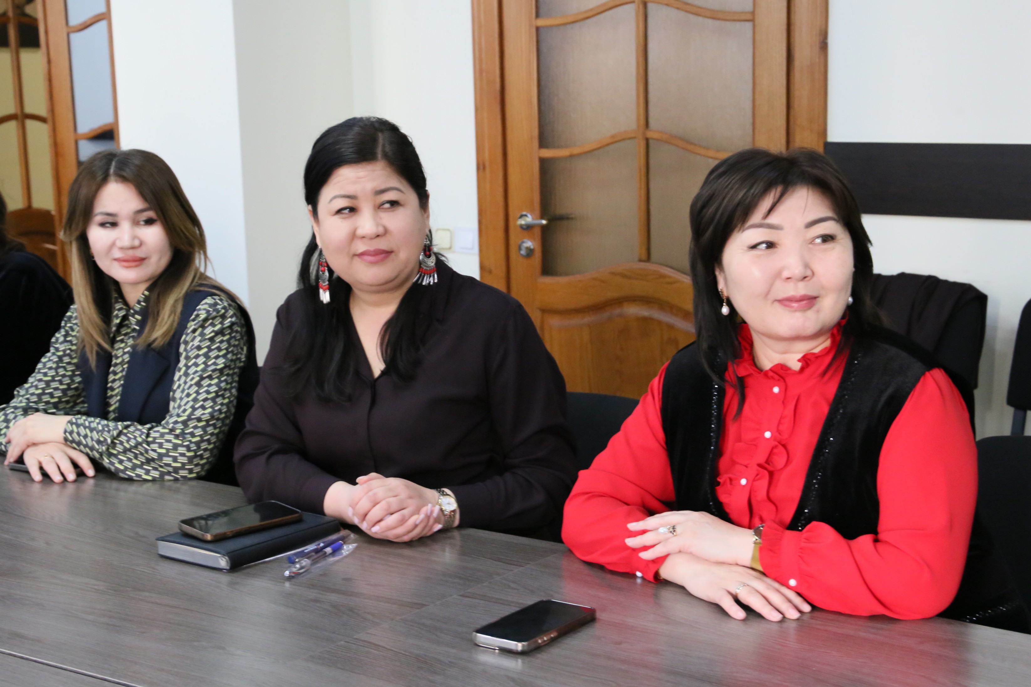 Инвестициялар боюнча улуттук агенттиктин кызматкерлери Нооруз майрамын белгилешти