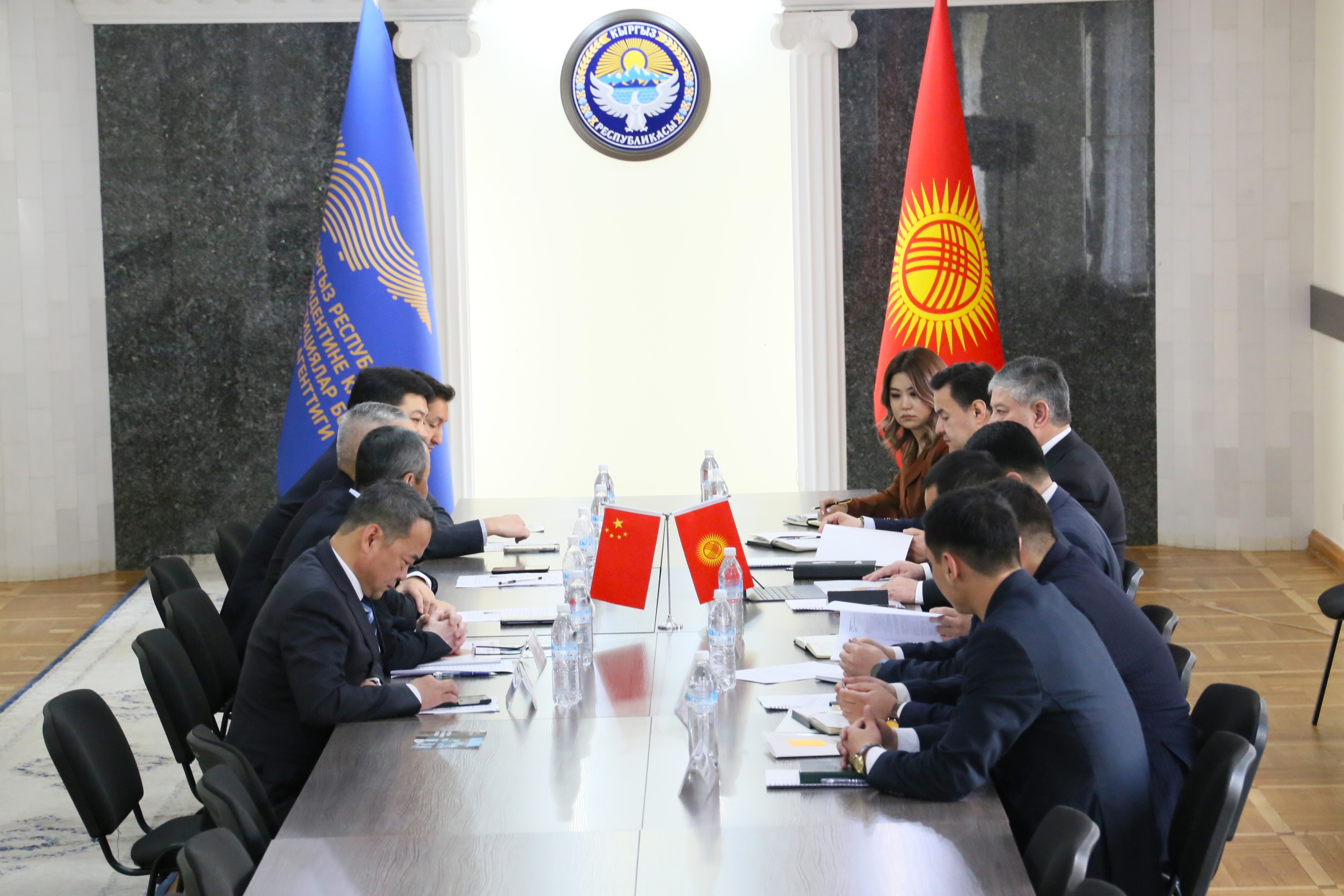 Инвестициялар боюнча улуттук агенттикте CSCEC менен инфраструктуралык долбоорлорго инвестицияларды тартуу маселелери талкууланды