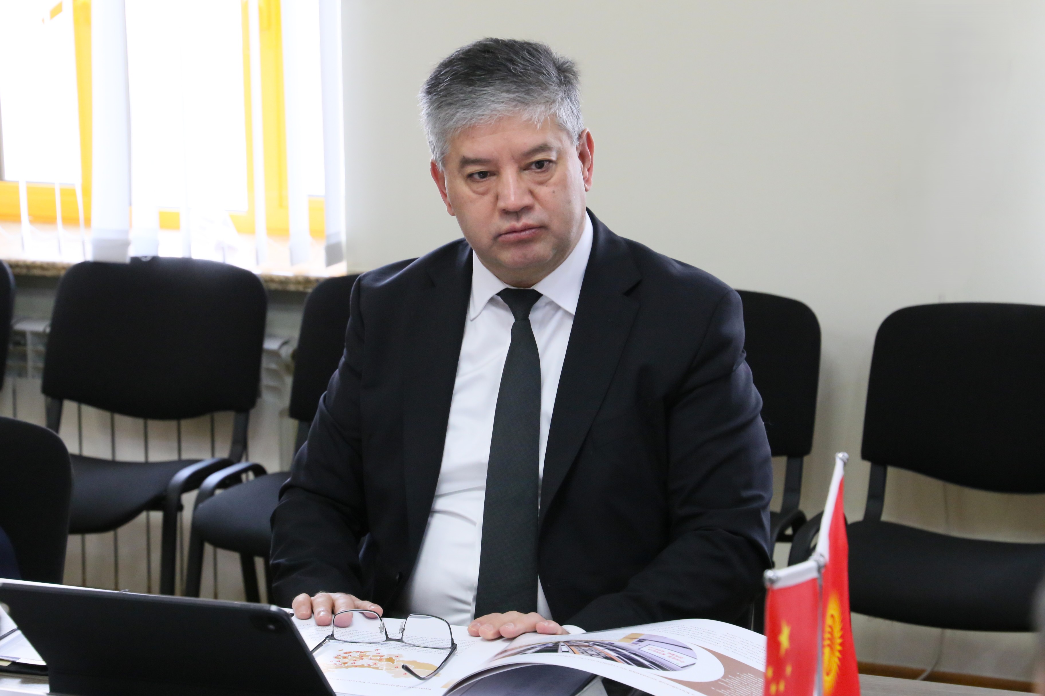 Инвестициялар боюнча улуттук агенттикте CSCEC менен инфраструктуралык долбоорлорго инвестицияларды тартуу маселелери талкууланды