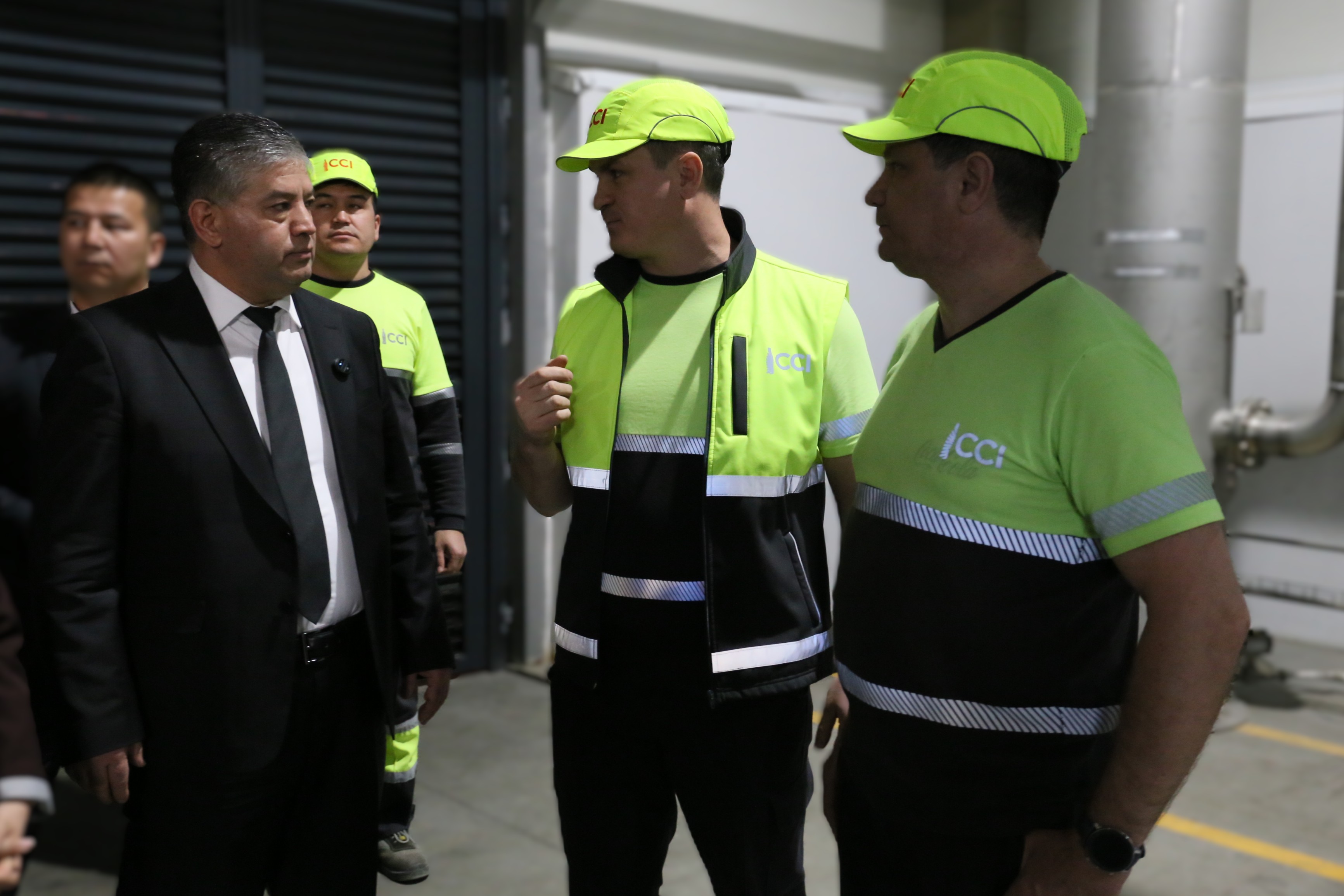 2026-жылдын 27-мартында Кыргыз Республикасынын Президентине караштуу Инвестициялар боюнча улуттук агенттиктин Башчысы Бишкек шаарындагы ЖЧК «Кока-Кола Бишкек Боттлерс» заводуна иш сапары менен барды