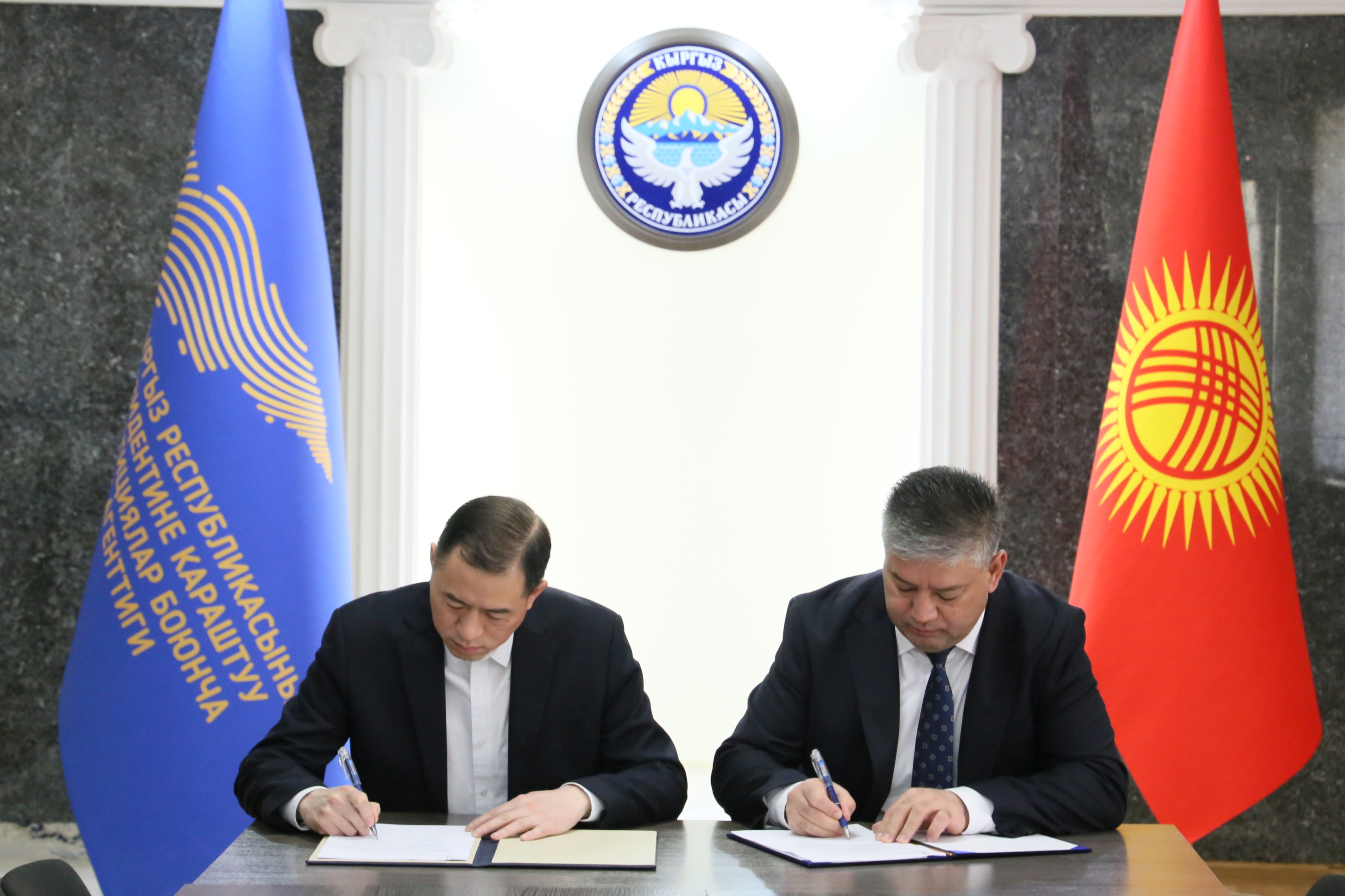 Кыргыз Республикасынын Министрлер Кабинети менен «ШАНФЭН ЗЭТ ЦЕМЕНТ» ЖЧКсынын ортосунда инвестициялык келишимге кол коюлду