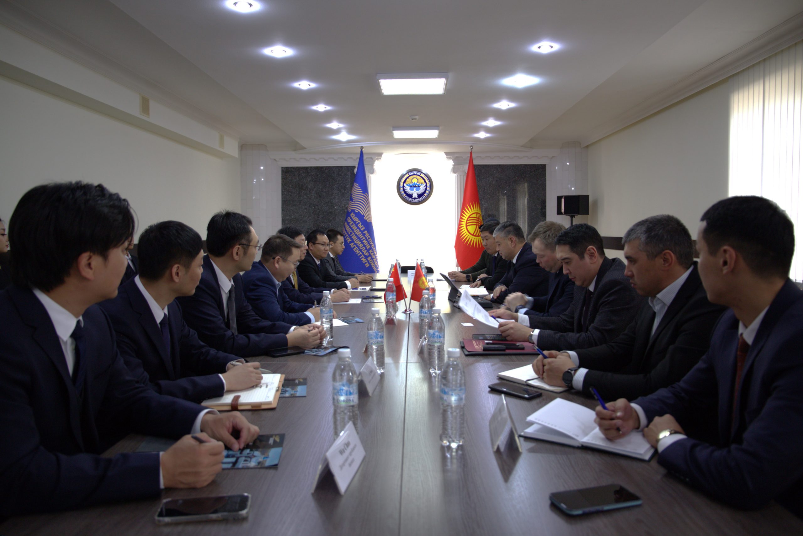 О встрече с делегацией Корпорации по солнечной энергии «Чжунцзэньэн» (China Energy Conservation Solar Energy Co., Ltd.)