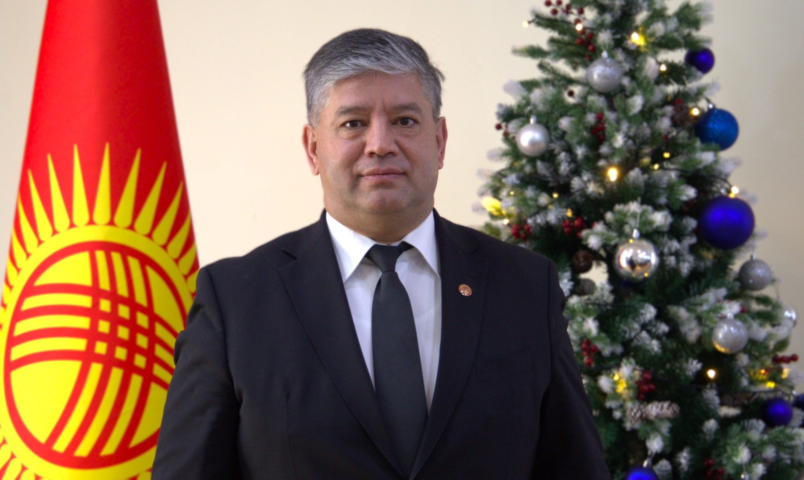 Кыргыз Республикасынын Президентине караштуу Инвестициялар боюнча улуттук агенттиктин башчысы Сабиров Равшанбек Азатовичтин куттуктоосу: