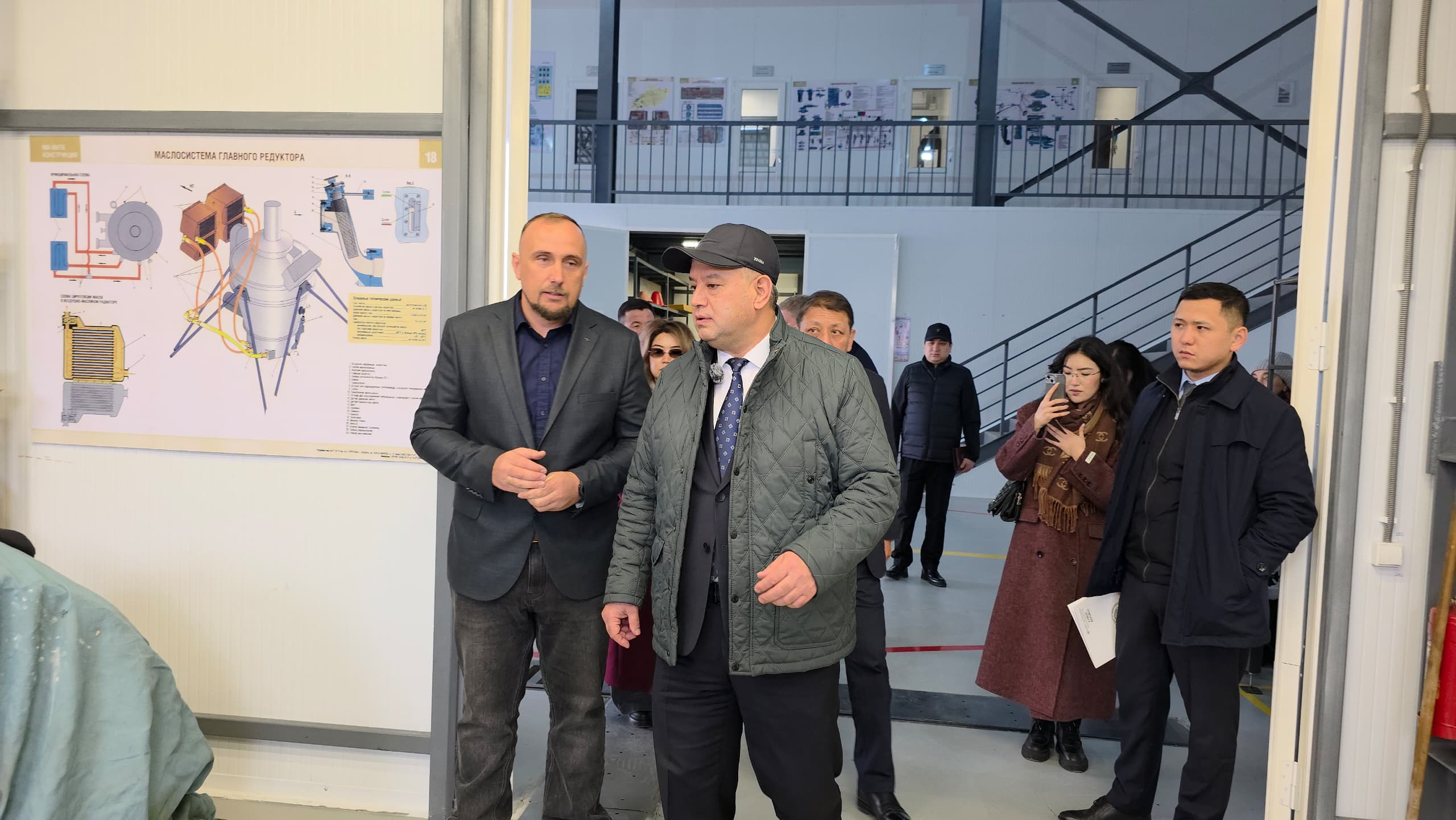 Национальное агентство по инвестициям ознакомилось с реализацией авиационного проекта в СЭЗ “Бишкек